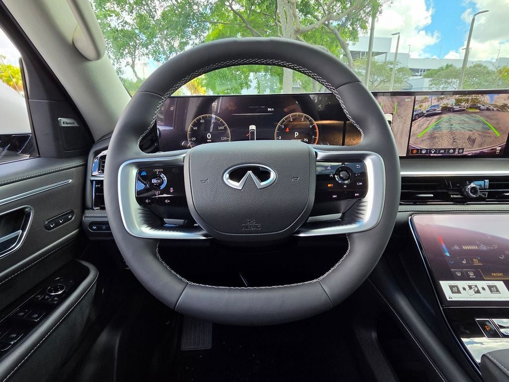 2027 INFINITI QX80 LUXE