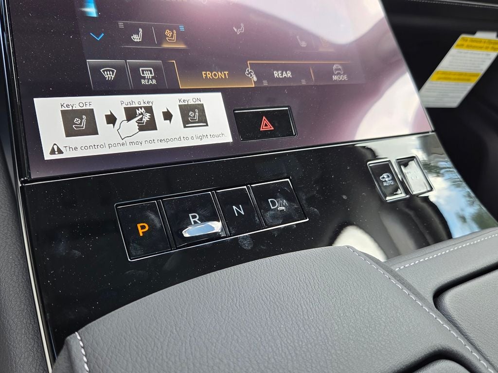 2027 INFINITI QX80 LUXE