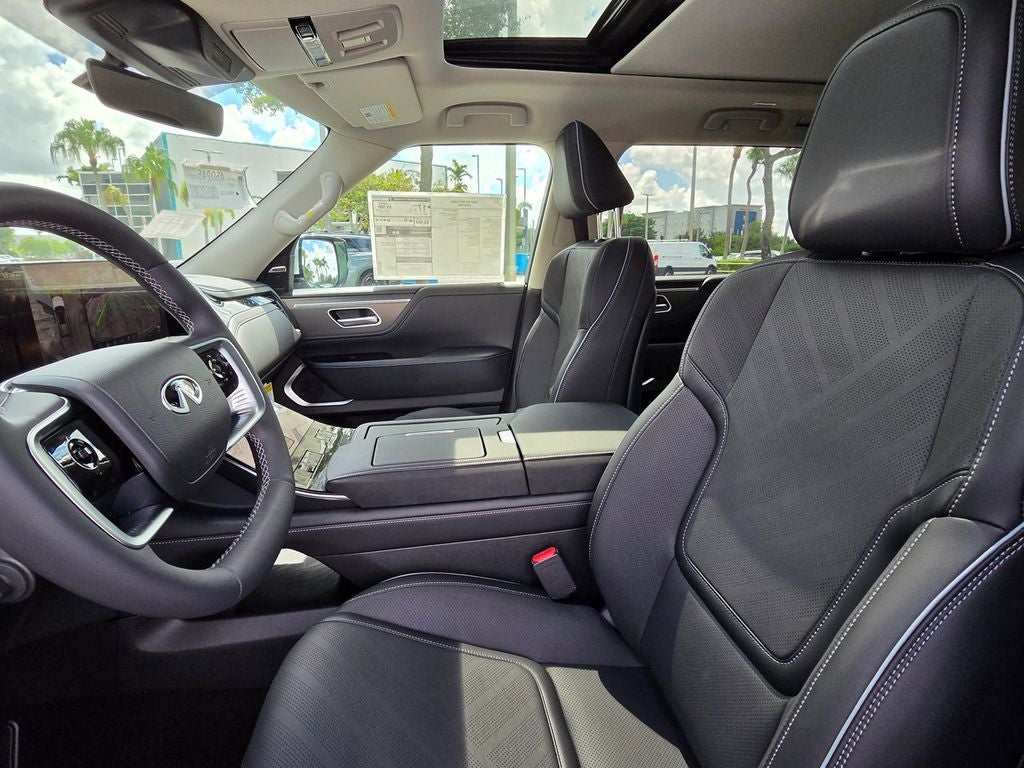 2027 INFINITI QX80 LUXE