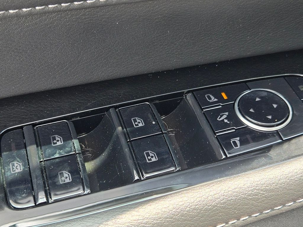2027 INFINITI QX80 LUXE