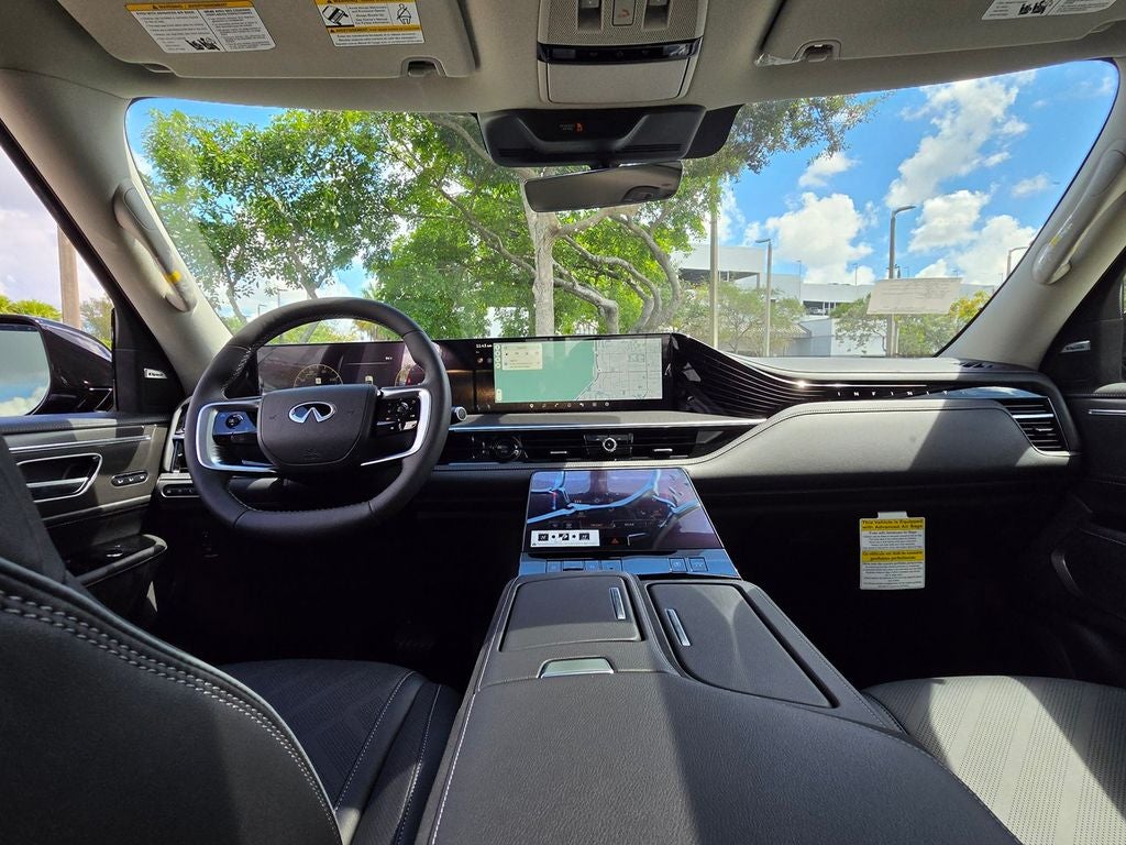2027 INFINITI QX80 LUXE