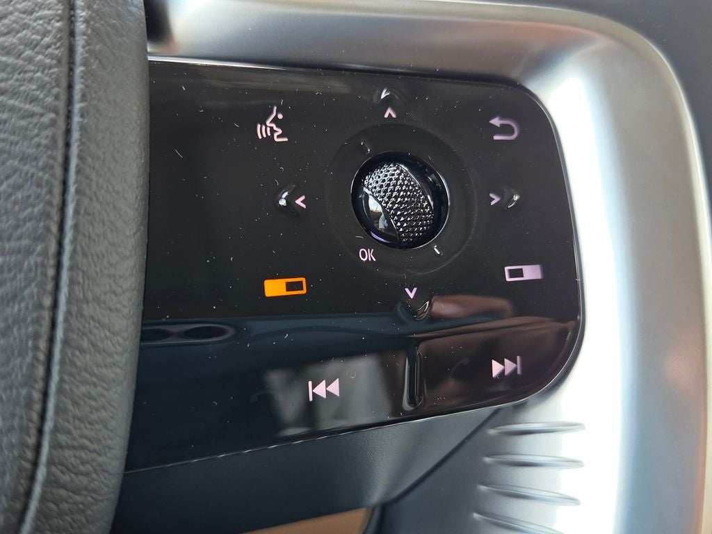2027 INFINITI QX80 LUXE