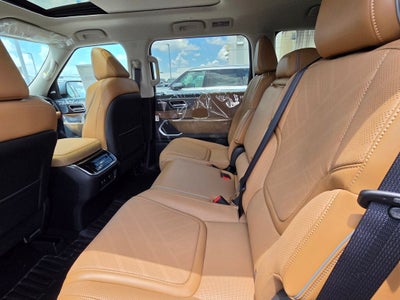 2027 INFINITI QX80 LUXE