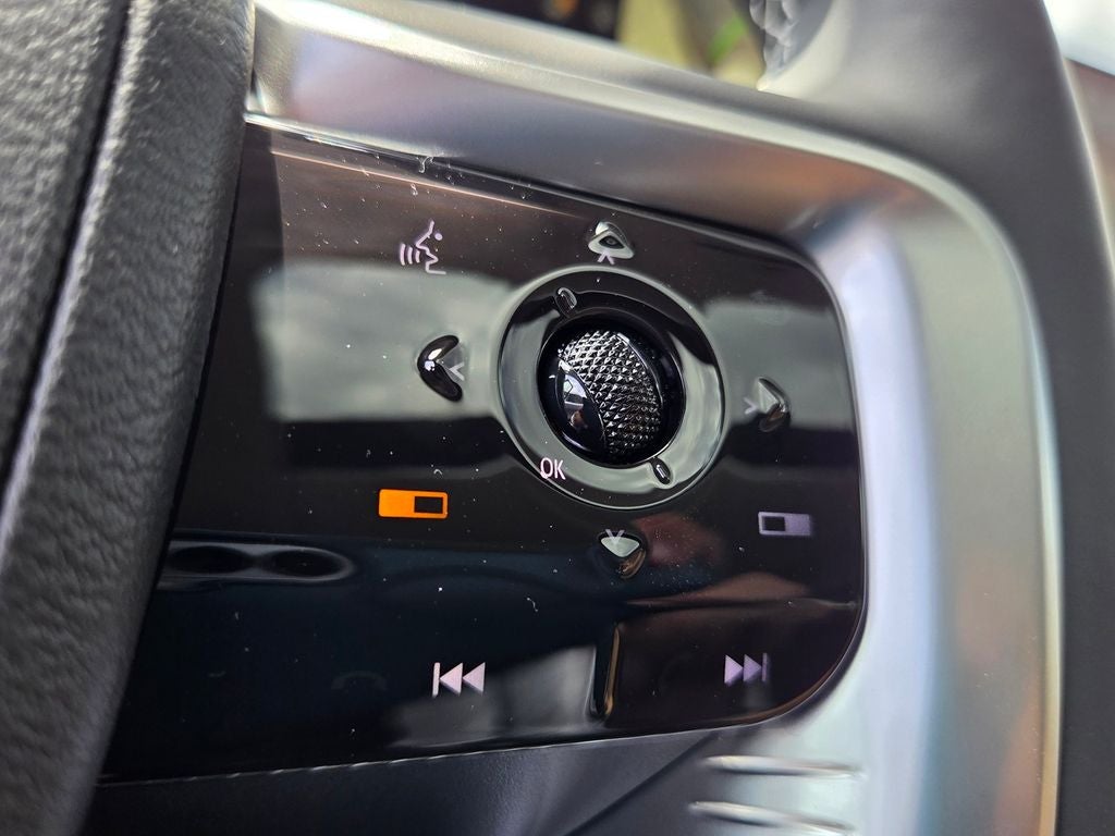 2027 INFINITI QX80 LUXE