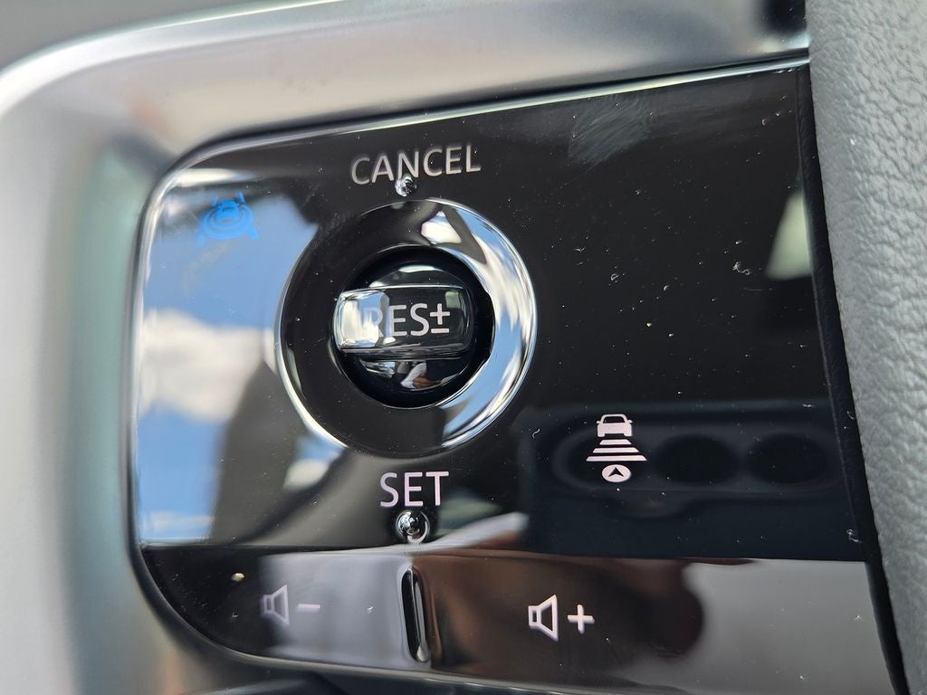 2027 INFINITI QX80 LUXE