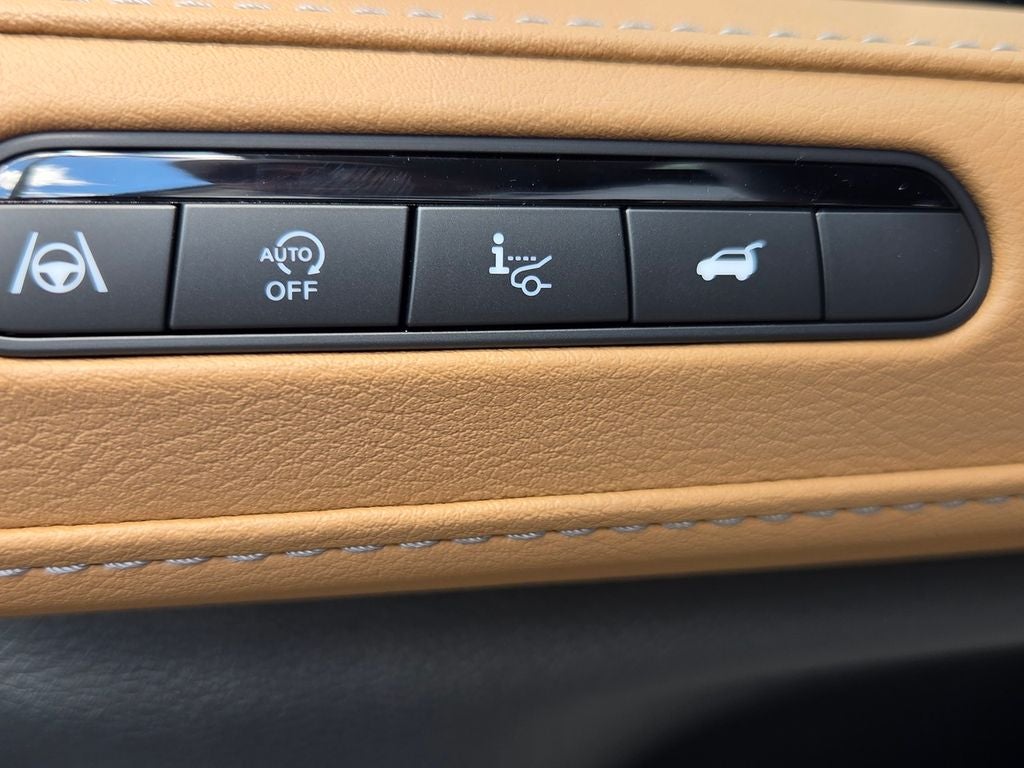 2027 INFINITI QX80 LUXE