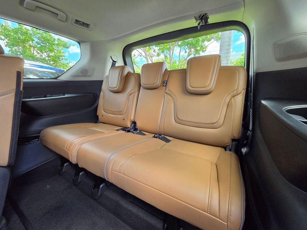 2027 INFINITI QX80 LUXE