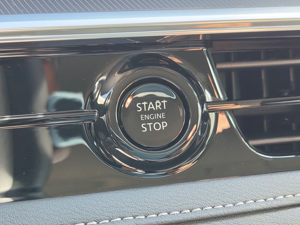 2027 INFINITI QX80 LUXE